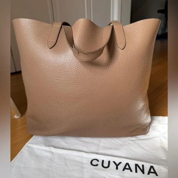 Cuyana | Bags | Cuyana Classic Leather Tote In Cappuccino With
